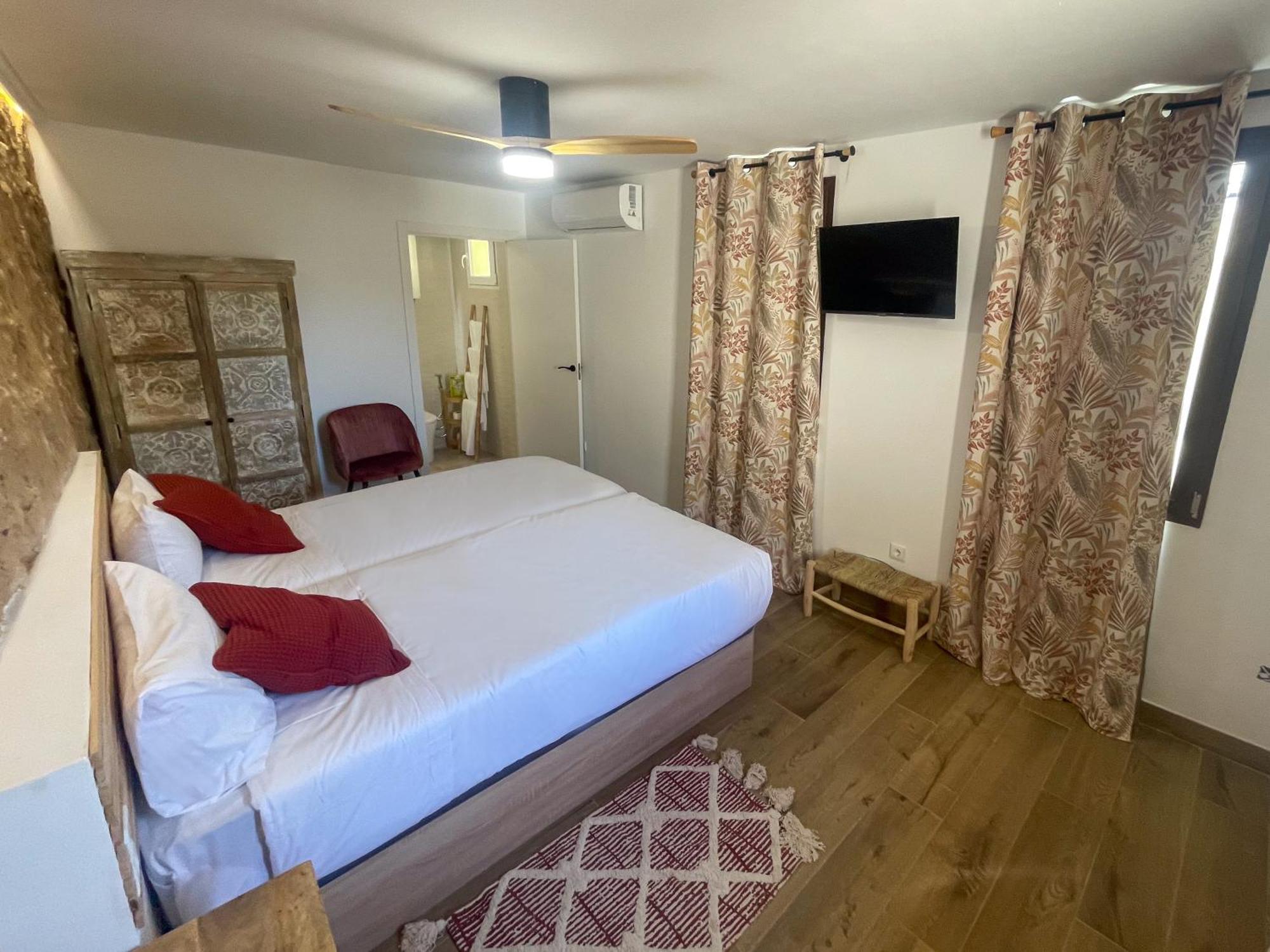 Hotel Boutique - Estancia Dos Olivos Quesa ภายนอก รูปภาพ
